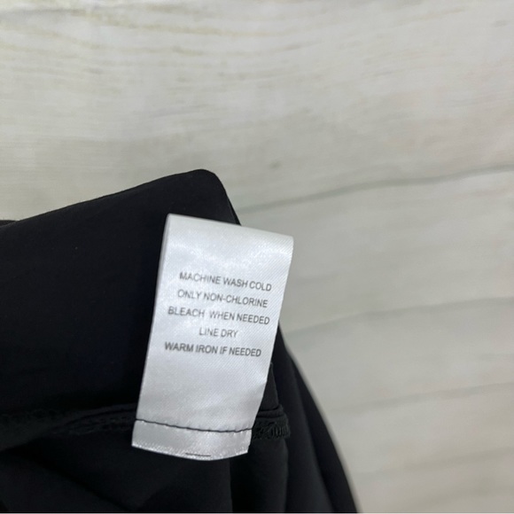 Daniel Rainn Black Crochet Eyelet Cap Sleeve Top - Picture 8 of 9